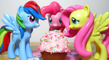 Celebrating my pony blog's first anniversary #2