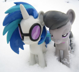 Octavia and Vinyl in the Snow #2