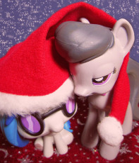Vinyl and Octavia together on Christmas